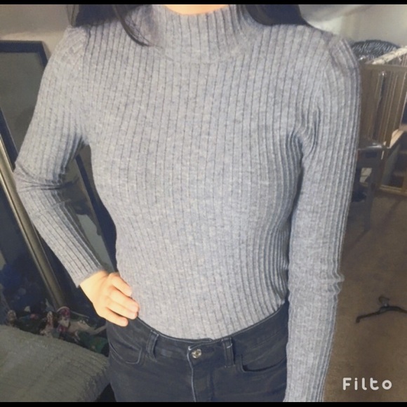 Sweaters - Grey Forever 21 Sweater